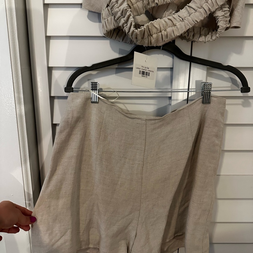 Beige Two-Piece Linen Set - Picture 4 of 6